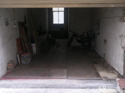 益阳市安化县 进出方便，免费停车，小面积，做仓库合适图3