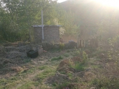 (出租) 以前养羊厂地，100平左右，地方宽阔，水电都有，交通便利。图4