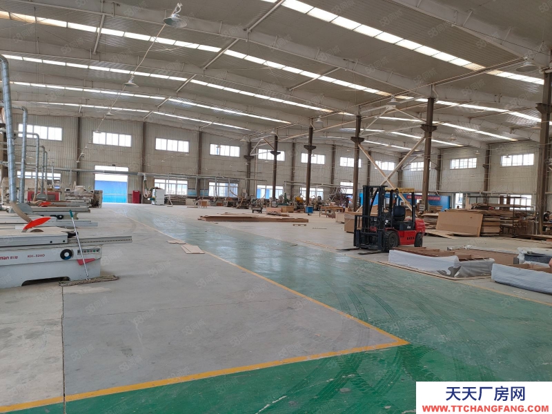 (出租)天津塘沽 独栋单层厂房，丙2消防，能进大车，适合生产仓储行业，食宿全