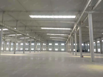 (出租) 天津津南厂房挑高13米配有天车，办公食宿配套齐全，适合金属钢构等行业图2