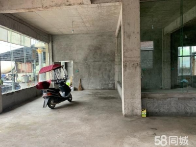 常德市桃源区一楼有283平的仓库，三楼有283平的住房，大面积停车坪图3