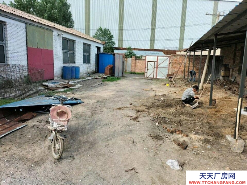 唐山 开平 水电齐全，交通便利，可进大车，可当厂房可当仓库可办公。