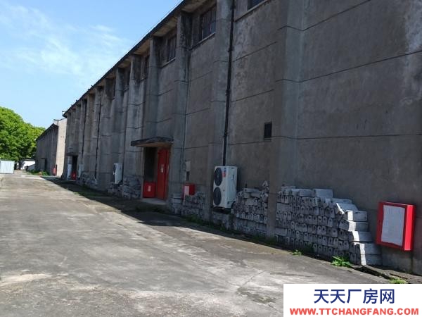 常德市临澧区 位于临澧县新安镇火车站厂房仓库