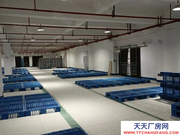 衡阳市雁峰区业主自建多层砖混结构厂房三楼1300平米出租