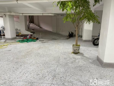 衡阳市雁峰区衡阳师范学院后门仓房仓库出租图4