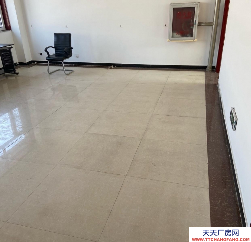 唐山 遵化 龙山孵化园区，三层带院工业办公楼