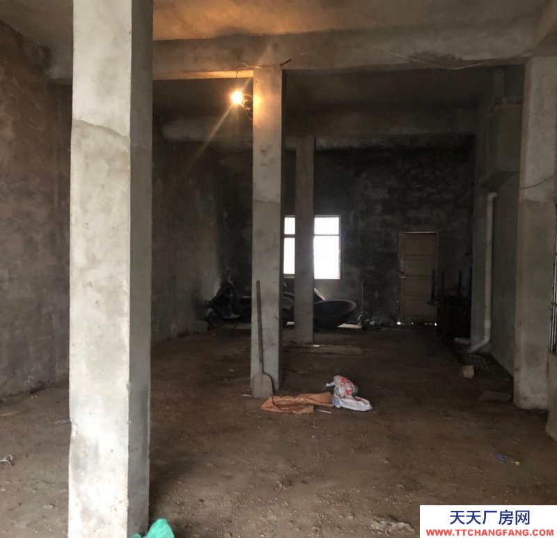 (出租) 池州贵池仓库长约15米，宽6米，可堆放任意产品（危险品，化学品除外）
