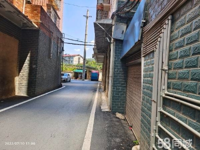 衡阳市珠晖区原始仓库房东出租，无其他费用。望长租！图1