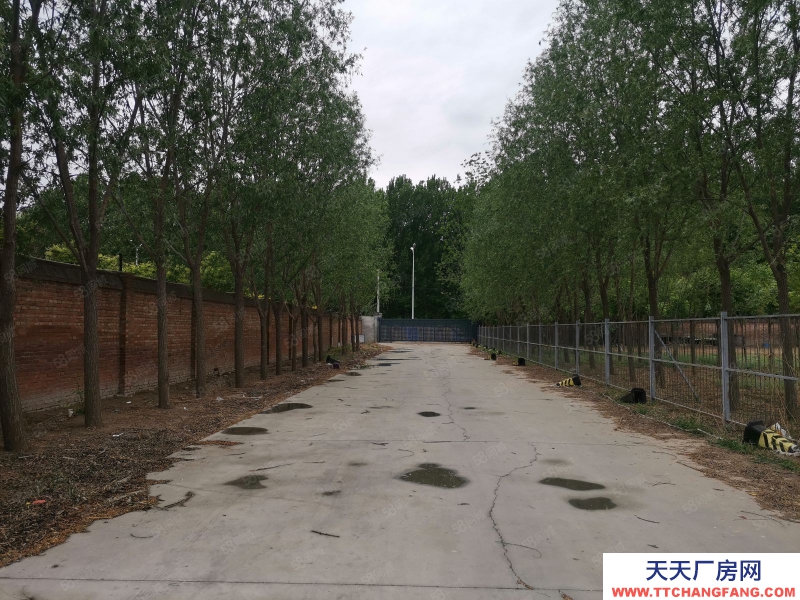 廊坊 安次  独门独院交通便利，大车出入方便，仓储物流，办公食宿均可。