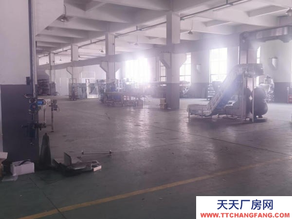 无锡滨湖胡埭1000平方标准厂房，有环氧地坪，有行车，近国道