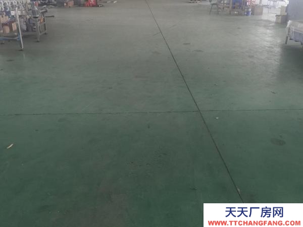 无锡滨湖胡埭1000平方标准厂房，有环氧地坪，有行车，近国道