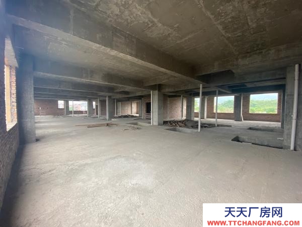 衡阳市祁东县位于星洪大道与322国道交叉口