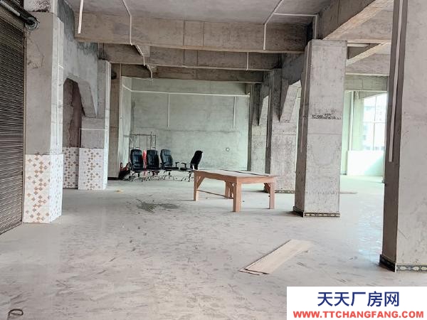衡阳市祁东县 朝阳路金色梯田幼儿园路口 2楼厂房 400平米