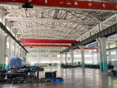 宁波北仑(出租) 可以铝压铸厂房出租，高15米，有行车梁，有天然气管道，可环评图1
