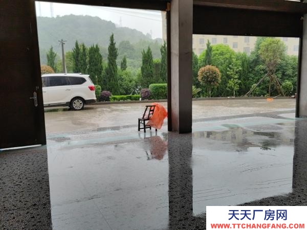 衡阳市常宁市 适合小型加工厂，也可做仓库，屋前有水泥地坪，还有300平空坪