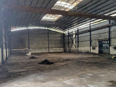 (出租) 韶关武江区厂房 800方 层高10米 马路边 方便进大车有航车图2