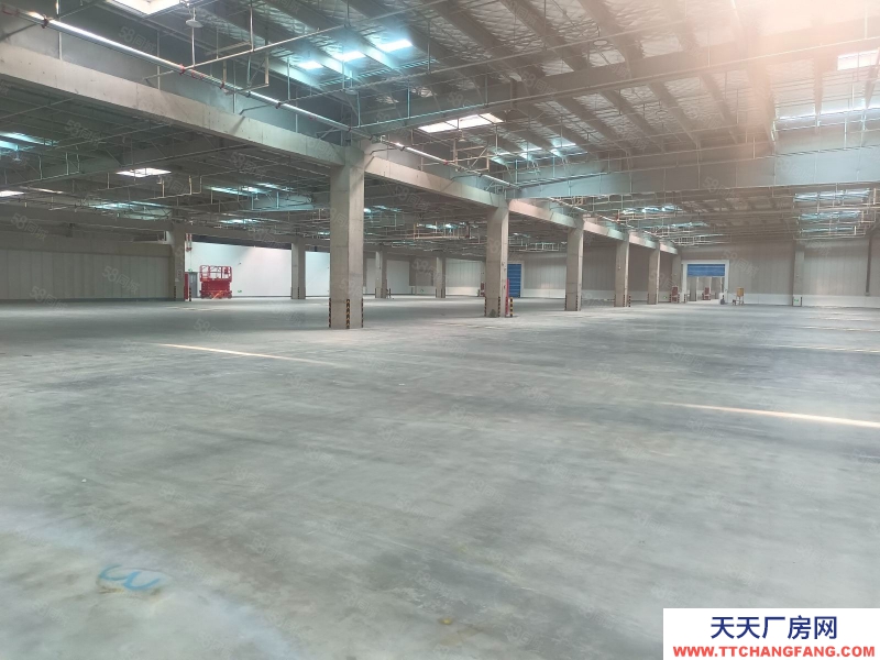 廊坊 固安  丙二消防2000平起租，资质齐全紧邻高速