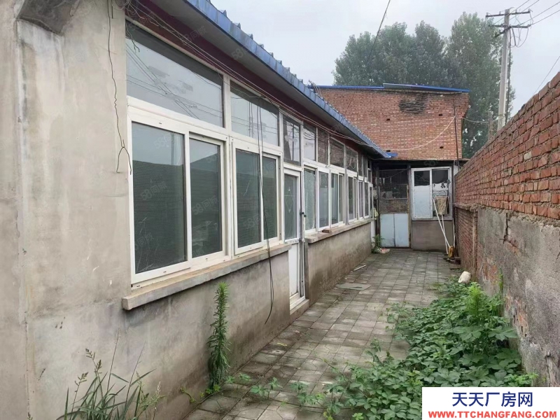 廊坊 香河  独门独院2400平 厂房可做木工钣金 柱脚5米