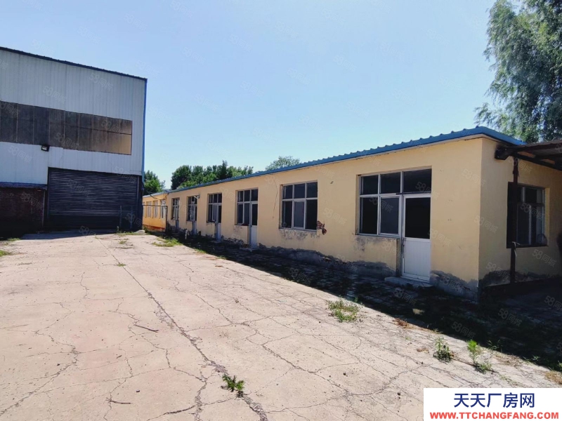 廊坊 香河  高速口 2600平 独门院 12米高 带行车 可分租