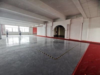 (出租) 中山石歧新出全新精装修标准厂房1300平大小面积可分租5吨电梯图4