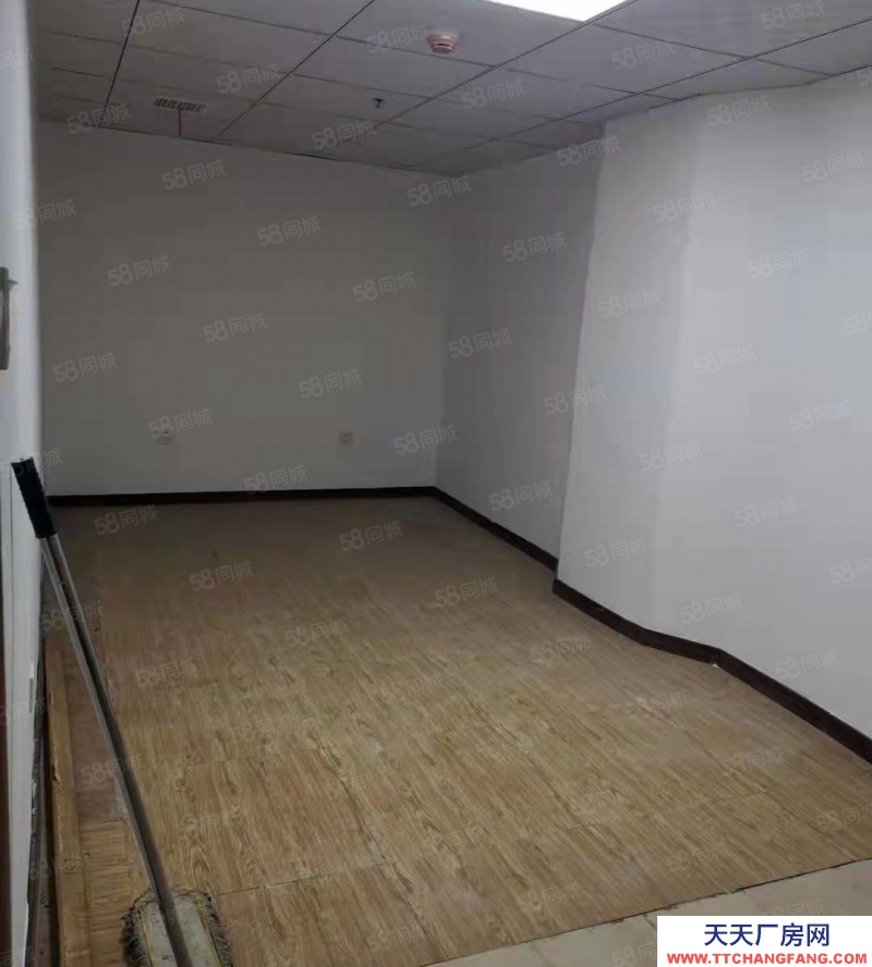 (出租)西安碑林 负一层互助路立交 640平可整租可分割，可做商铺仓库或办公室