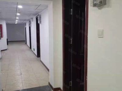 (出租)西安碑林 负一层互助路立交 640平可整租可分割，可做商铺仓库或办公室图4