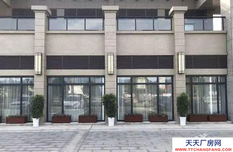(出租) 西安临潼西泉街道，临街门面，旺铺出租，不限业态