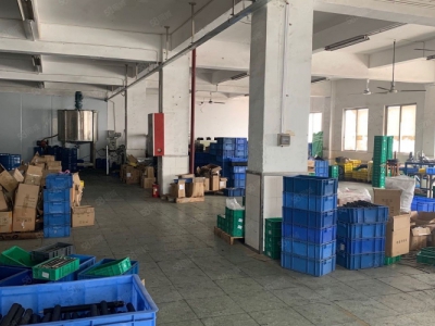 (出租) 中山三乡标准厂房（1050平方楼上）现成装修办公室有地坪漆图2