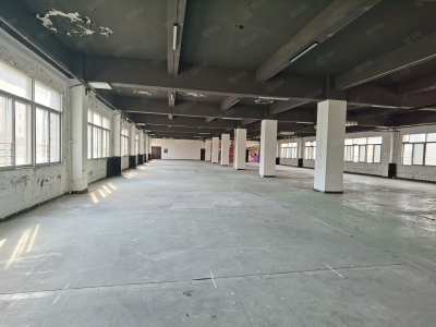 (出租) 西安雁塔高新区，太白南路地铁口，工业厂房，带空调，整层出租！图1