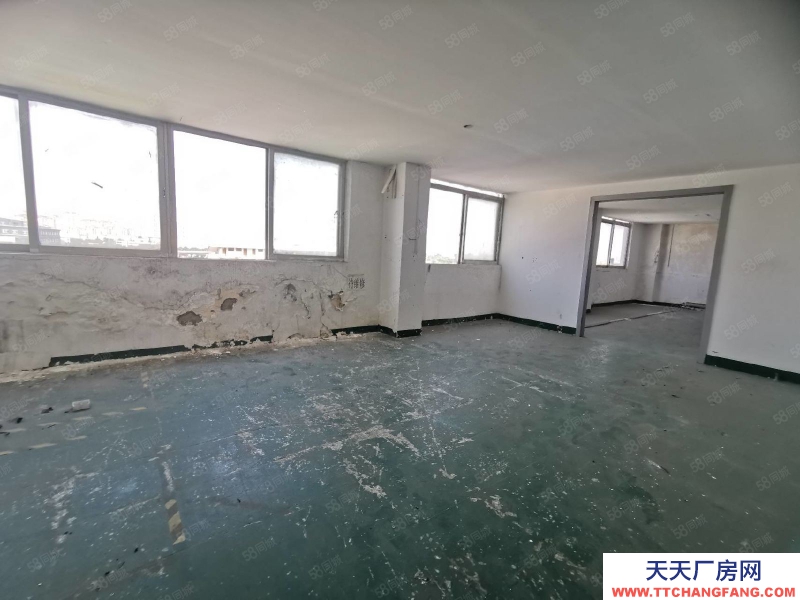 (出租) 中山横栏三沙新出原房东标准厂房800平空地大三吨电梯可办环评