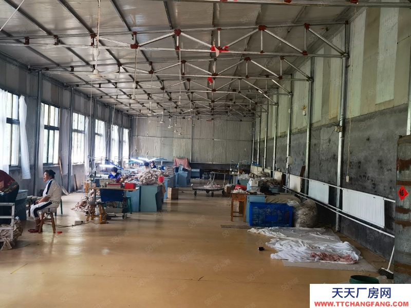 潍坊安丘市900平厂房和370平车间出租，冬暖夏凉，价格面议