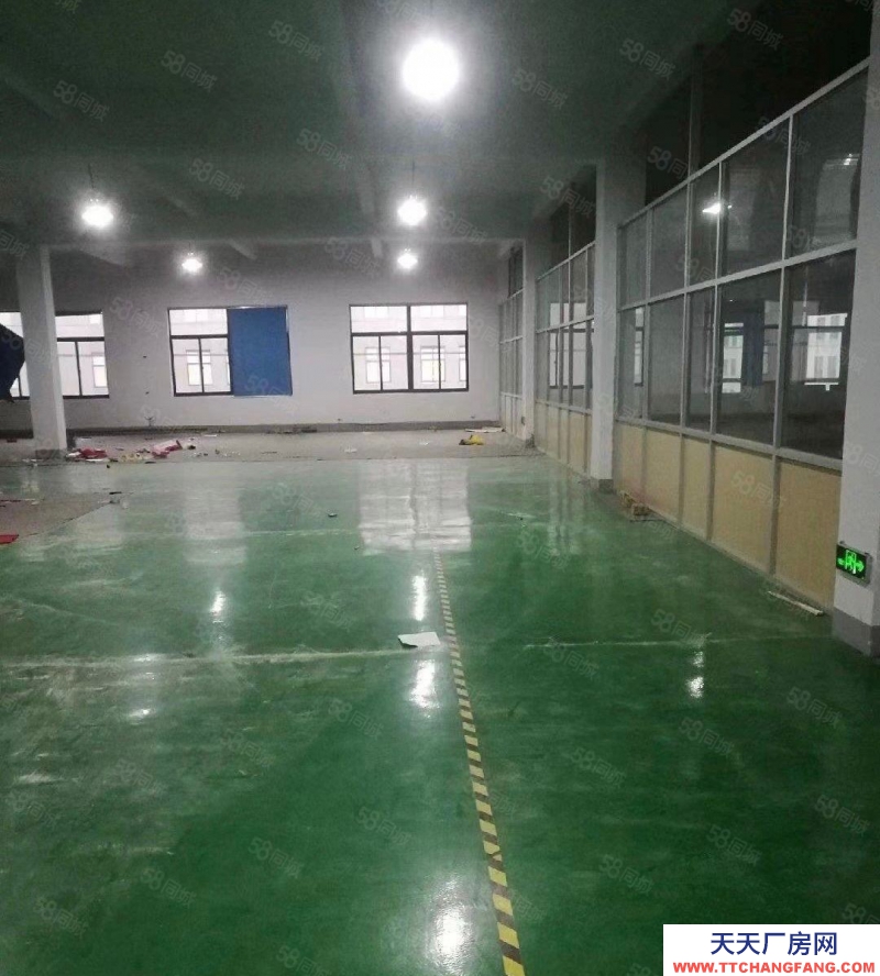 宁波鄞州(出租) 云龙工业区三楼900平 16元平 货梯2吨 大车进出