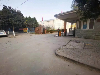 (出租) 西安高陵泾高南路4000厂房 手续齐全可环评 可进半挂 可分割图5
