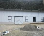 (出售) 恩施恩施市包含厂房在内一共占地十亩，现进行招商引资，不出售或者出租