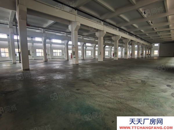 无锡惠山堰桥园区标准厂房8000平，层高10米，起吊8.5米，价格面