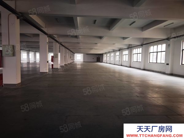 无锡惠山堰桥园区标准厂房8000平，层高10米，起吊8.5米，价格面