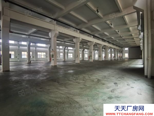 无锡惠山堰桥园区标准厂房8000平，层高10米，起吊8.5米，价格面