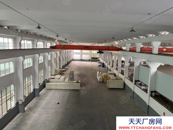 无锡惠山戴溪附近2300平独跨厂房，航车10吨，供电充足 好进大车