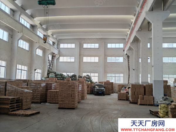 无锡惠山戴溪附近2300平独跨厂房，航车10吨，供电充足 好进大车