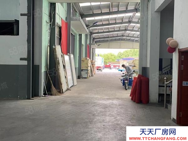 无锡惠山戴溪附近2300平独跨厂房，航车10吨，供电充足 好进大车