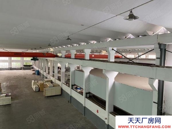 无锡惠山戴溪附近2300平独跨厂房，航车10吨，供电充足 好进大车