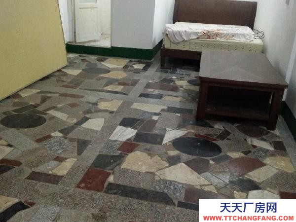 衡阳市衡东县 在河西安置区，年租，一次性付清，可做仓库