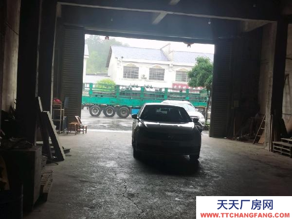 衡阳市衡山县  厂房内有大型喷漆房，工厂厂棚，仓库，木工机械
