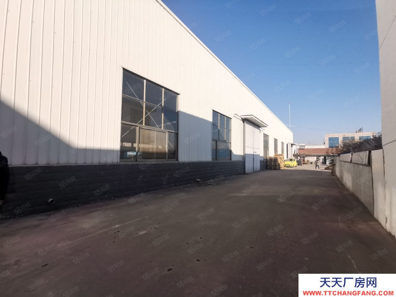 济宁北郊多套仓库出租，1000平到20000平均有