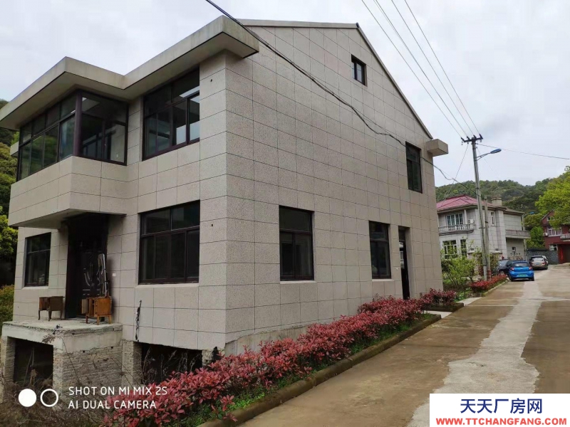 宁波宁海(出租) 位于前童镇岭根村 过了隧道就到宁海 大车可直到门口