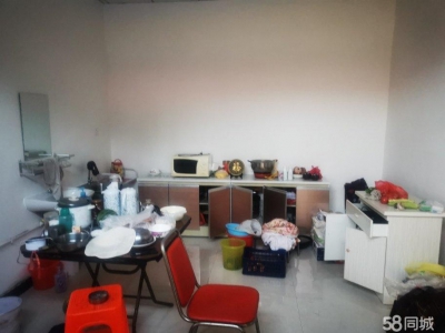 廊坊 霸州 出售独门独院正房小三间胜芳博览城国际物流附近。图1