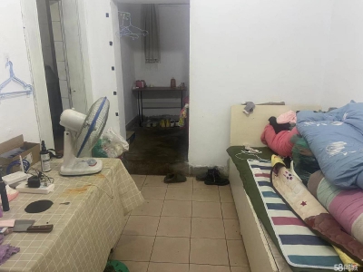 (出租) 三个房子套间出租。可以当仓库，顺便住人图1