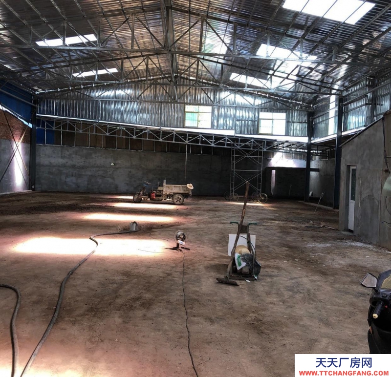 (出租) 咸阳秦都房屋高7米,宽20米、南北长48米、水泥全部硬化、光线好。