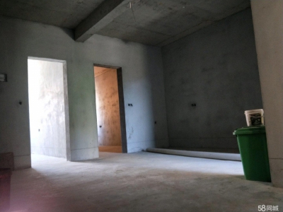 (出租) 咸阳兴平二楼带后院，现浇楼层。水，电可改造图2