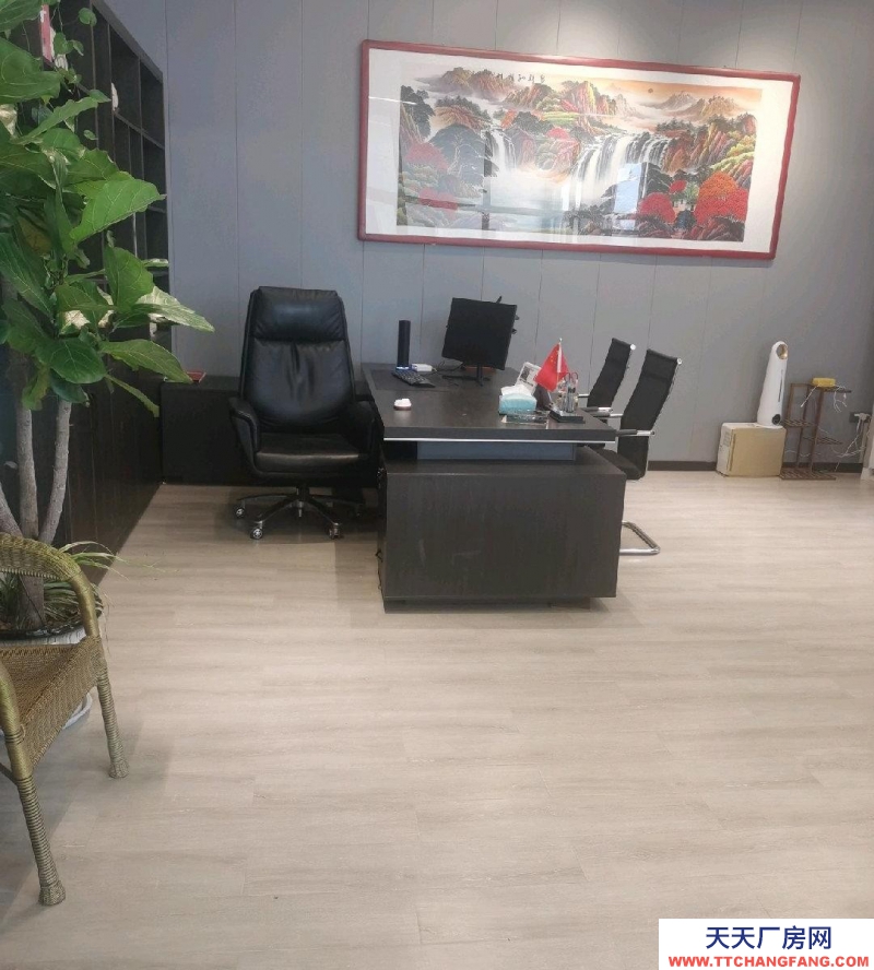 (出租)咸阳三原 带住房办公区，可当仓库，低价出租！